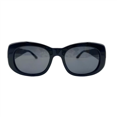 Must raam 38 päikeseprillid atsetaatmust